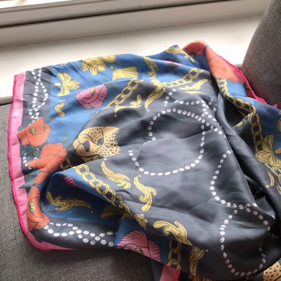 Scarf - Picture 3 of 3